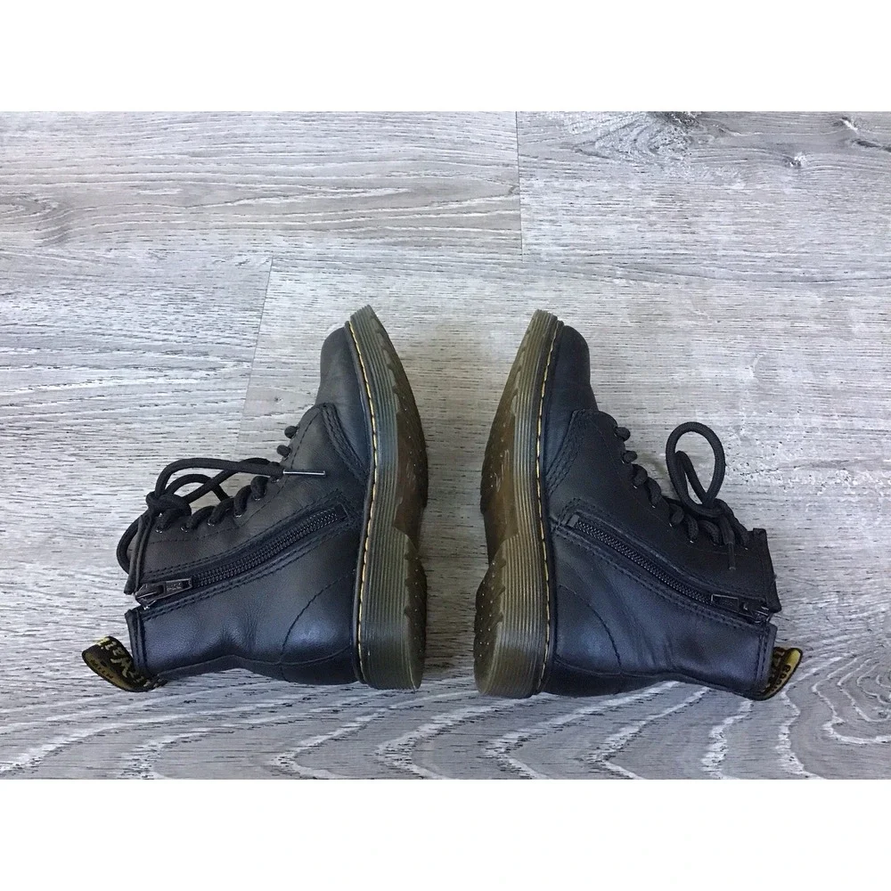 Dr. Martens Black Matte J Youth Combat Youth Size 11 Boots Ankle Boot 1460